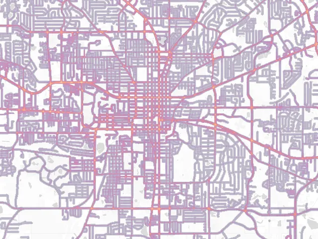 Gradient risk map of Tallahassee, every street shaded by risk